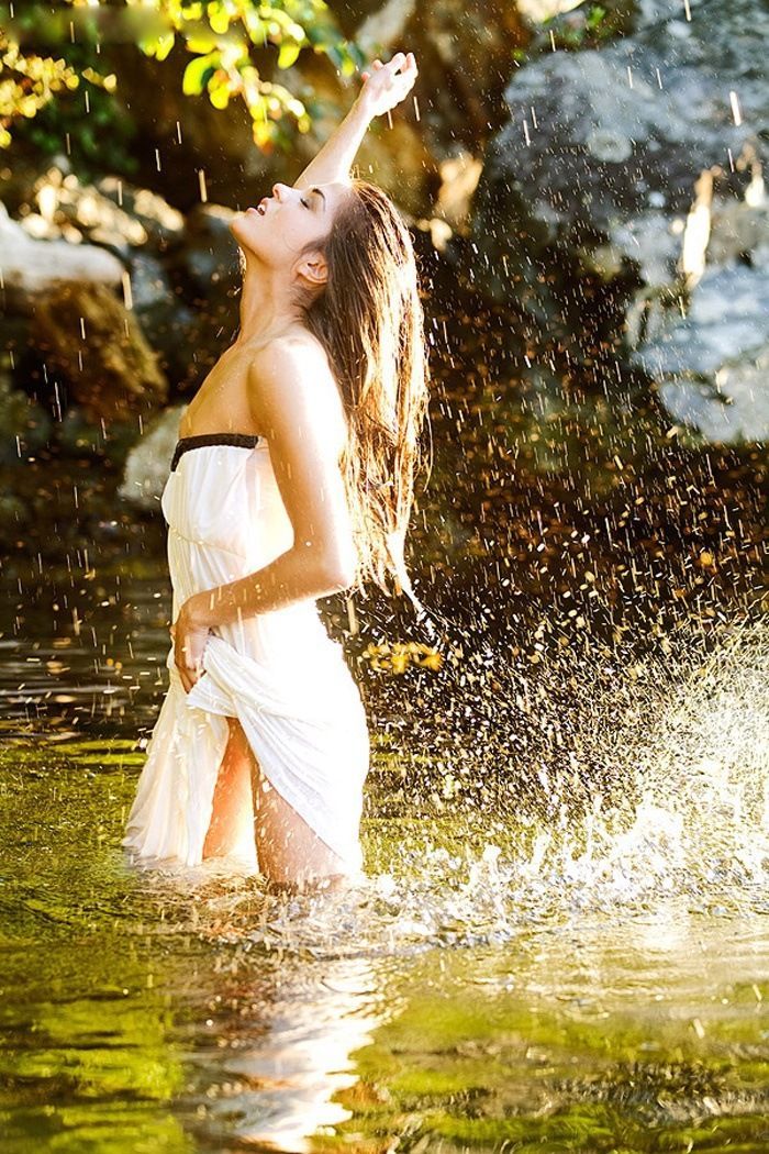 Marie Avgeropoulos in Tskhinval