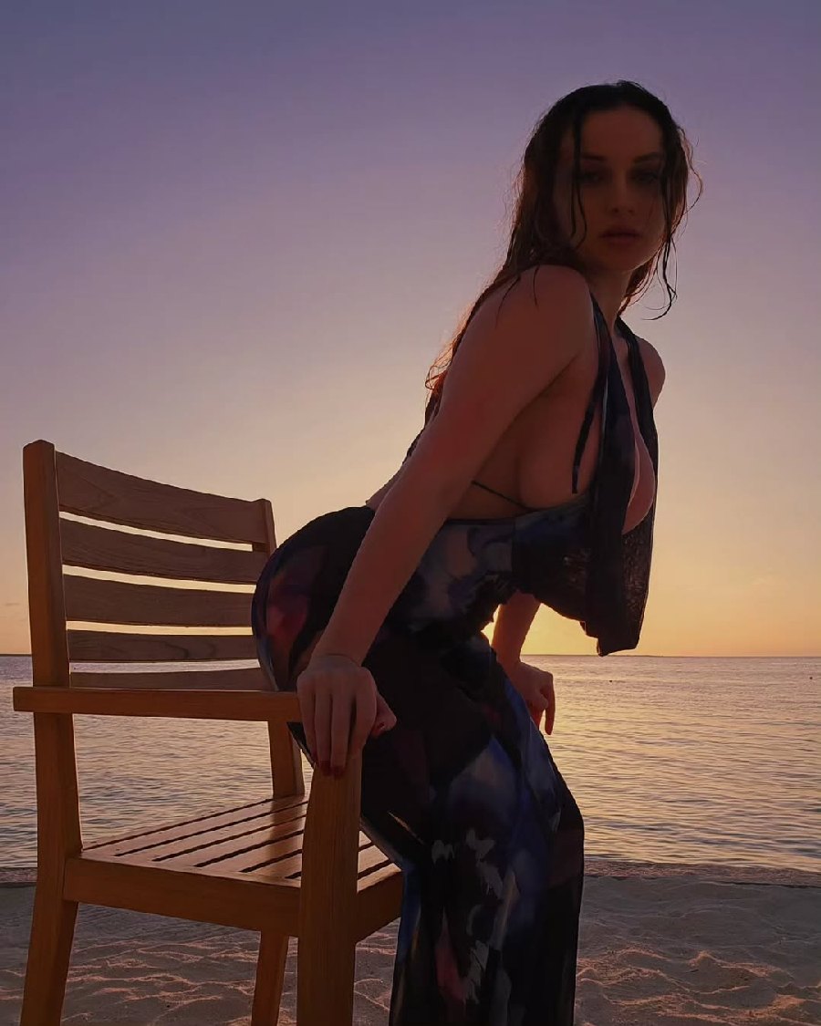 Sexy girl Miranda Faith nude in Tskhinval