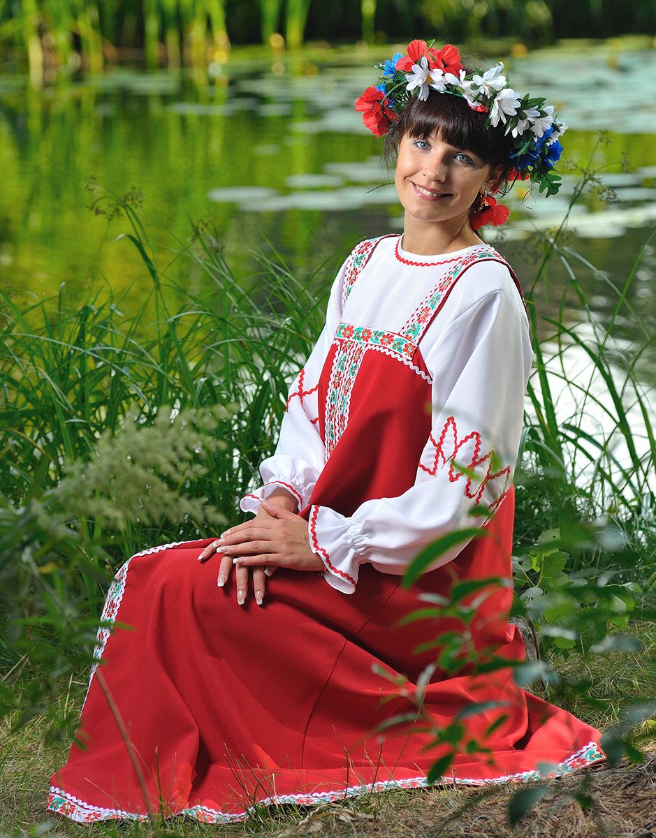 Beautiful girl Girls in Slavic costumes in Tskhinval